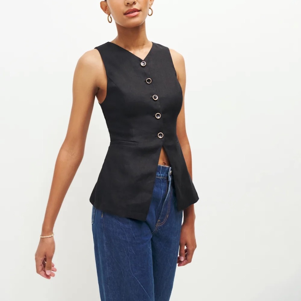 Reformation Black Sleeveless Button Vest